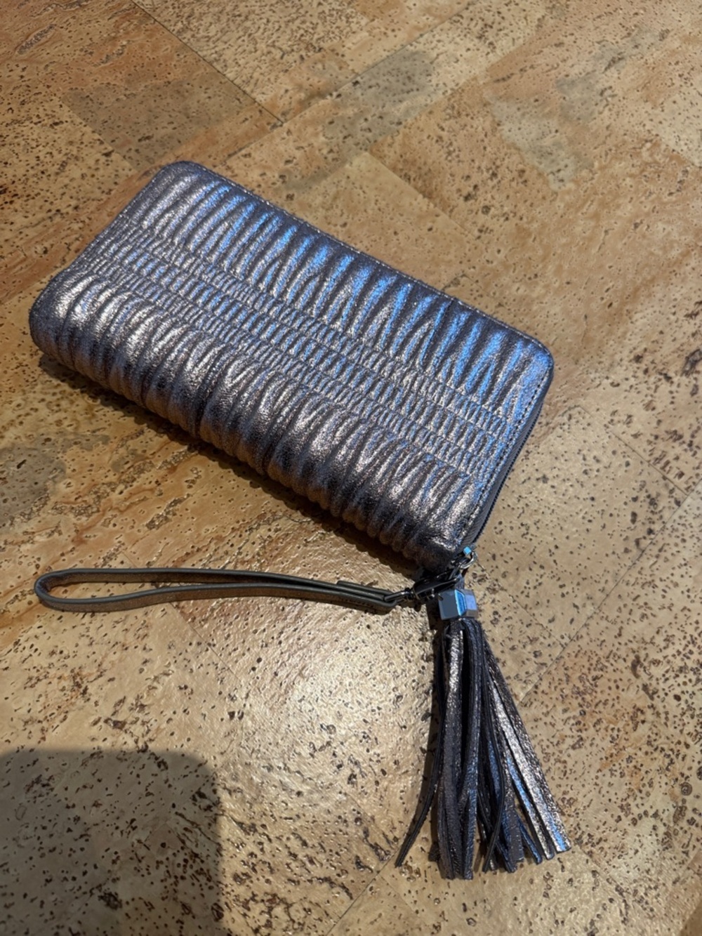 Stella & Dot Metallic Rose Gold Quilted Wristlet Wallet